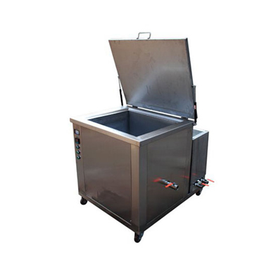 單槽超聲波清洗機(jī)運作時會對人體產(chǎn)生危害嗎?